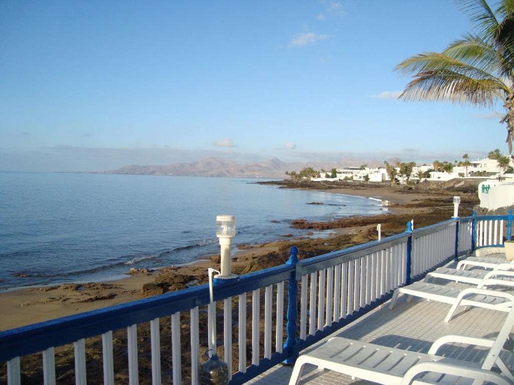 Apartamentos Cabrera Puerto del Carmen  Exterior photo